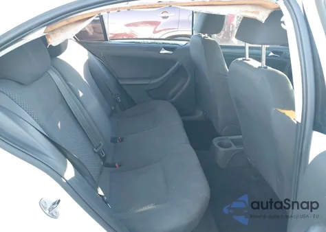 2013 Volkswagen Jetta 2.0L S z USA, uszkodzony, nr VIN 3VW2K7AJ9DM221809